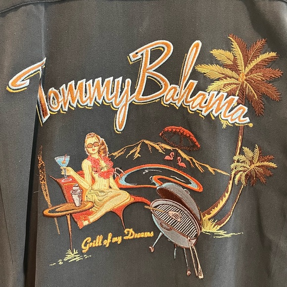 Tommy Bahama Button Up - Picture 4 of 4